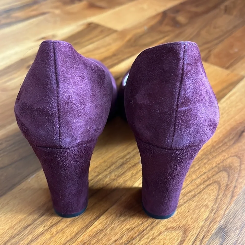 Bruno Magli Paris Suede Block Heel 39.5